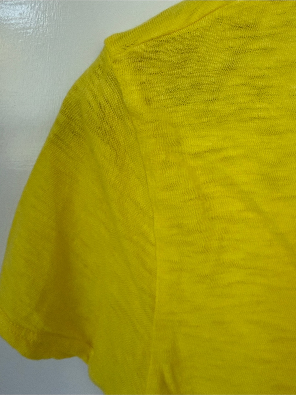 Groceries Apparel Bright Yellow V-Neck Stepped Hem T-Shirt Xs — image 3 of 8